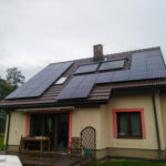 realizacja instalacji fotowoltaiczna na dachu domu w Dziekanowicach