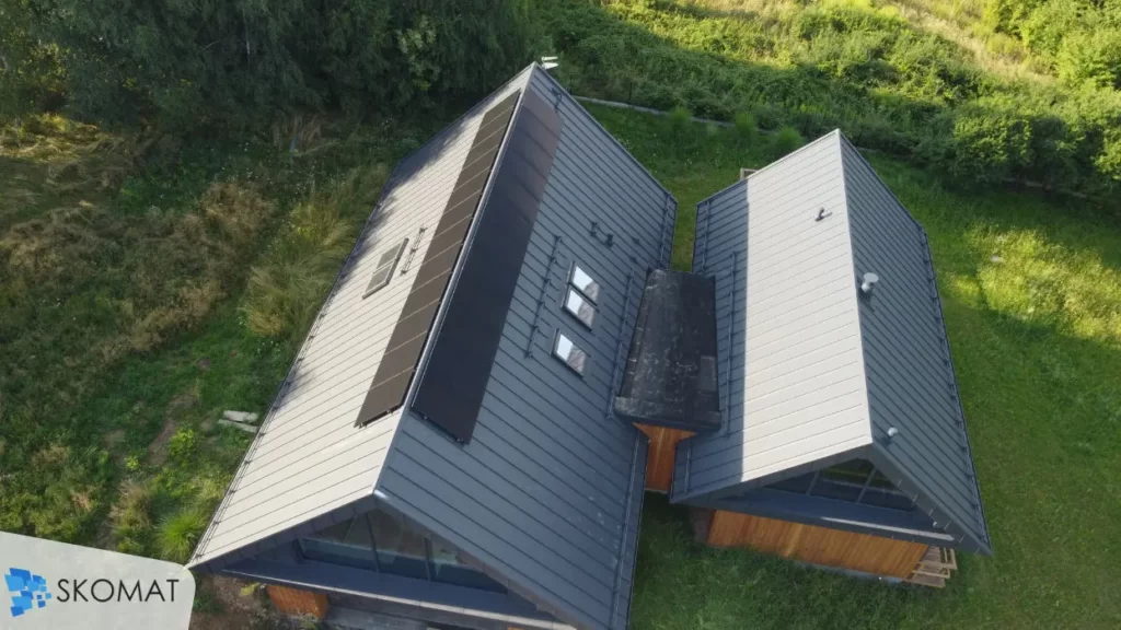 Instalacja fotowoltaiczna realizacja na dachu domu Tomasz Mierzyński